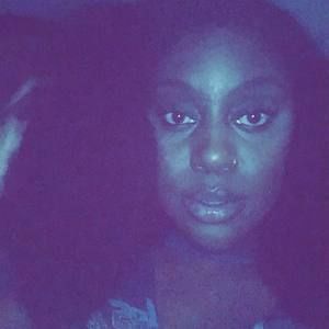 Meet your Posher, Valekia